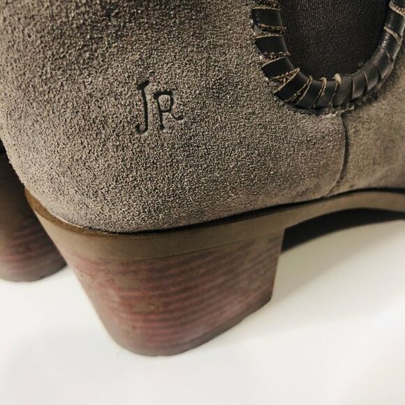 Jack Rogers Taupe Grey Beige Suede Ankle Boots - Picture 5 of 11